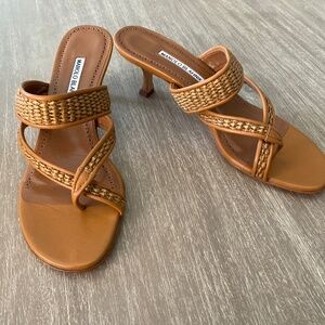 Susa Manolo Blahnik Woven sandal, 40.5